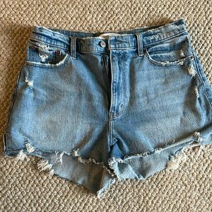 Abercrombie and Fitch curve love shorts